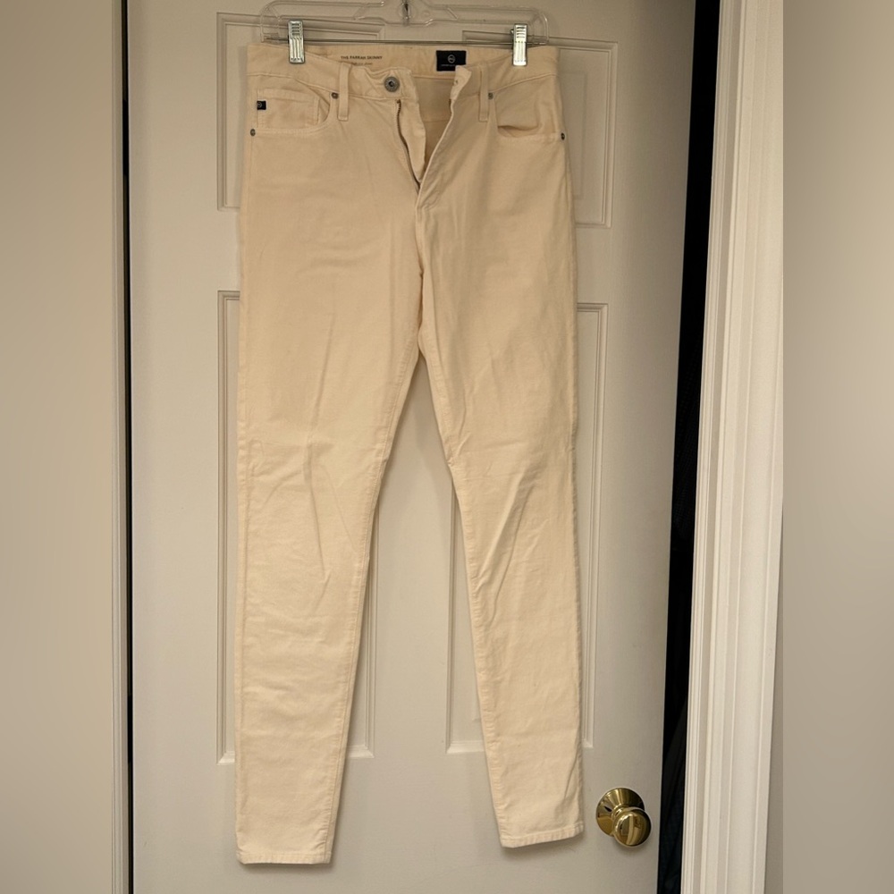 AG Farrah Skinny cream velvet jeans.  Perfect condition; no stains size 29.
